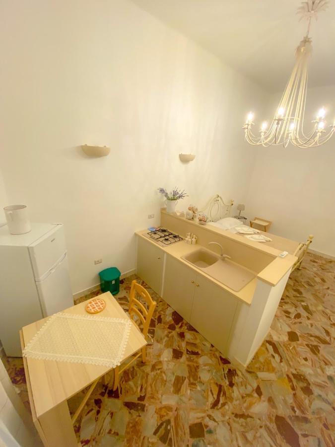 La Casa Di Nonna Sisina Villa Мола ди Бари Екстериор снимка